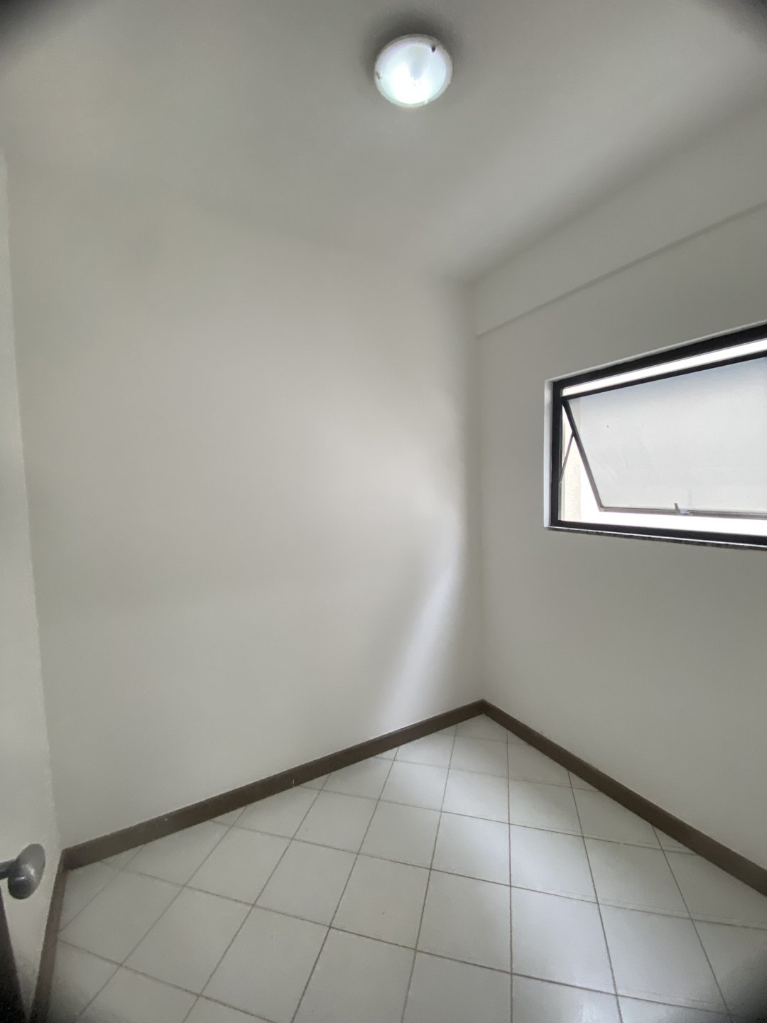 Excelente Apartamento 1º andar, 3/4 com suite, para Locação – Edifício Portal Brasil, Bairro Candeias, em Vitória da Conquista, Bahia - foto 29