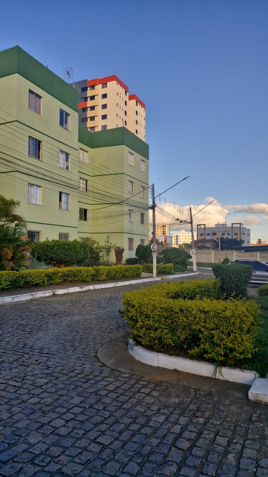 Lindo Apartamento à Venda no 1º Andar com garagem coberta no bairro Candeias, Vitória da Conquista, BA - foto 29