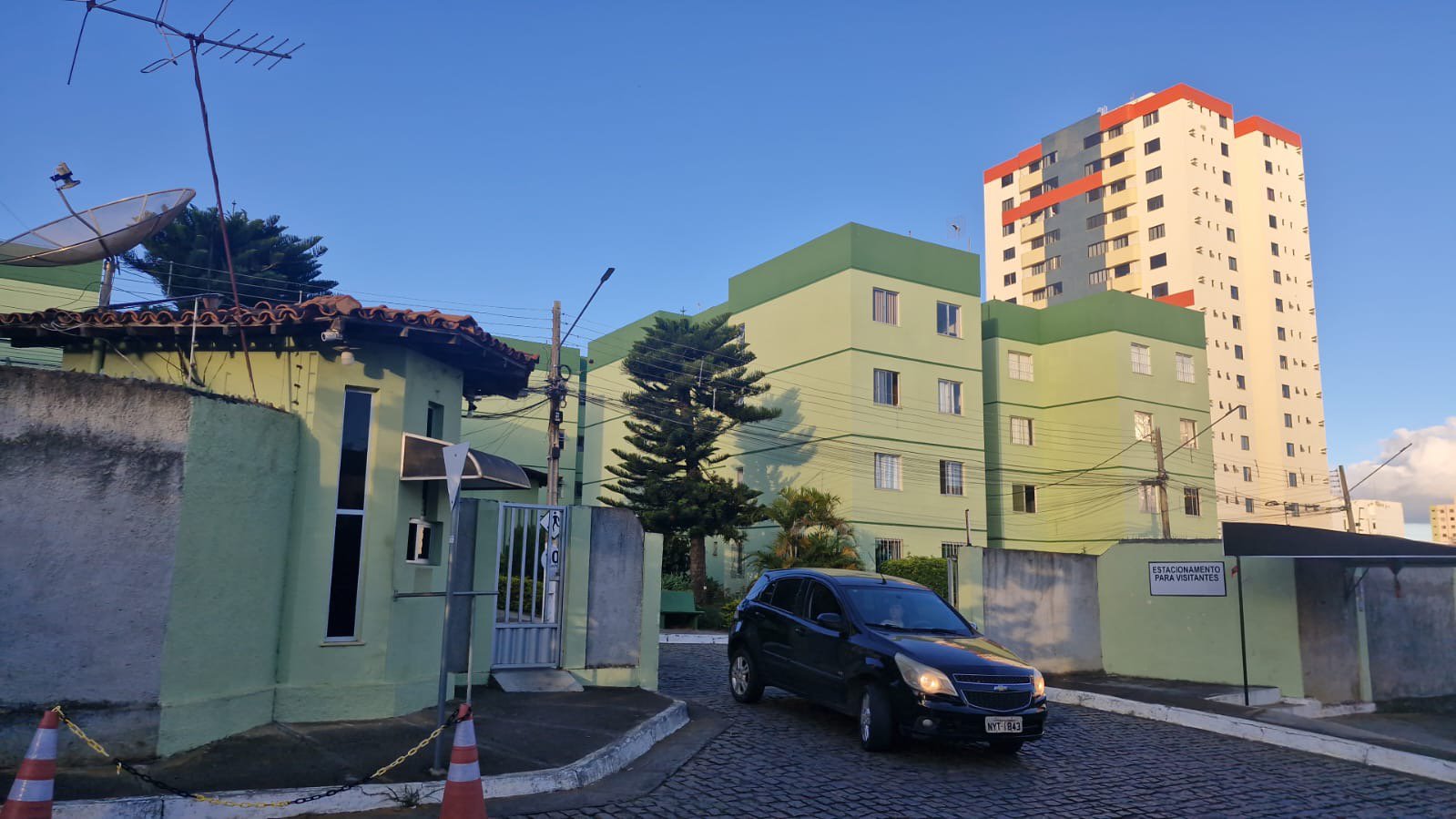 Lindo Apartamento à Venda no 1º Andar com garagem coberta no bairro Candeias, Vitória da Conquista, BA - foto 30