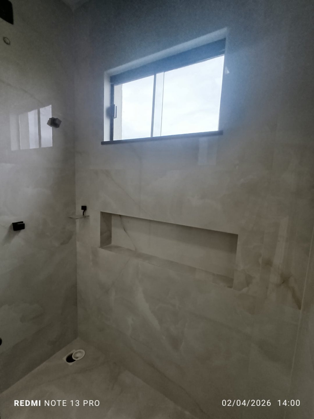 Casa duplex soltas com 3 suítes, sala com 2 ambientes, lavabo, garagem coberta para 2 carros, Alto da Boa Vista, Vitória da Conquista, BA - foto 28