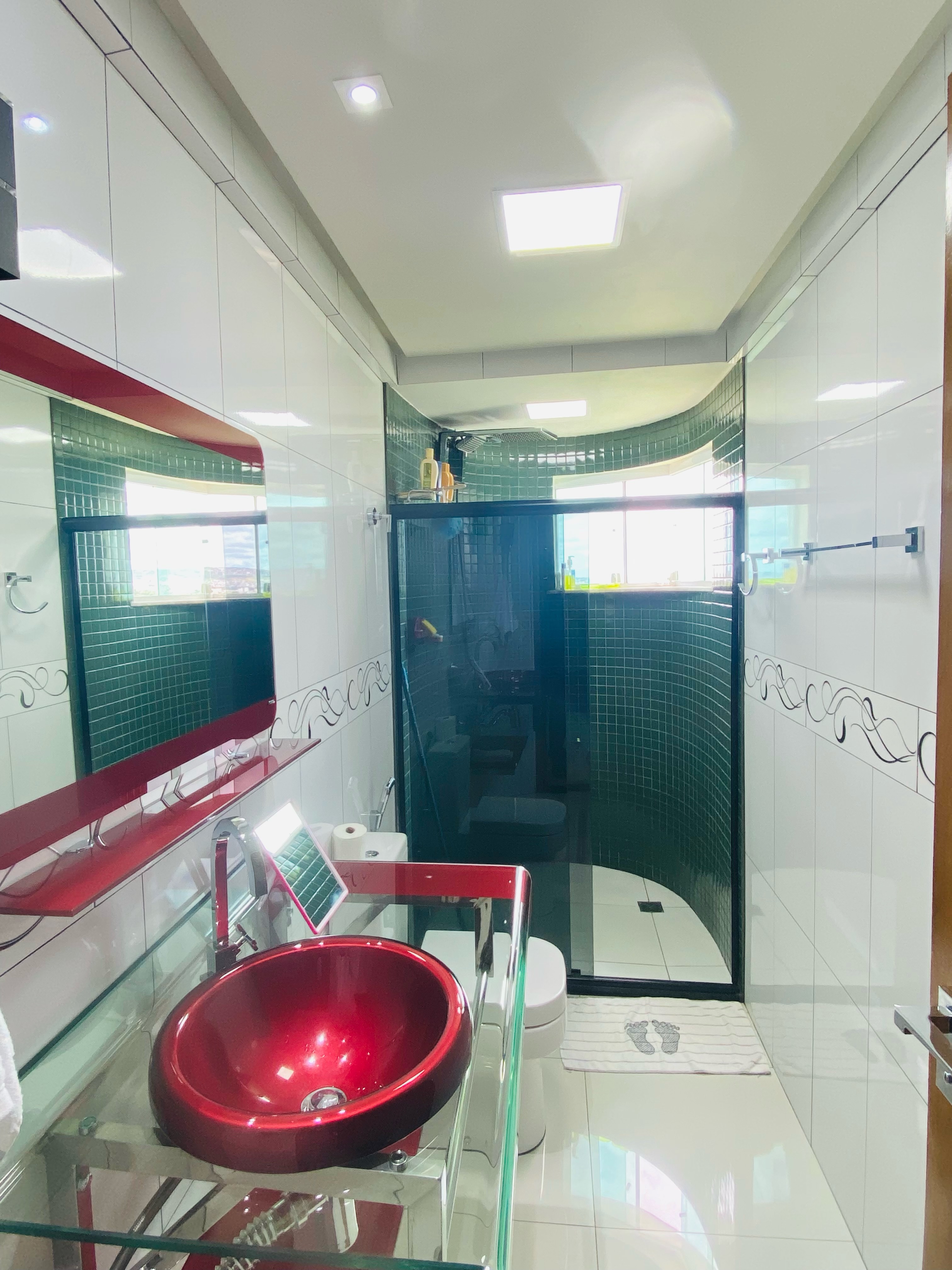 Vendo excelente apartamento de 3 quartos sendo 1 suíte, todo mobiliado, 103M² + 2 Elevadores no Candeias, Vitória da Conquista, BA - foto 32