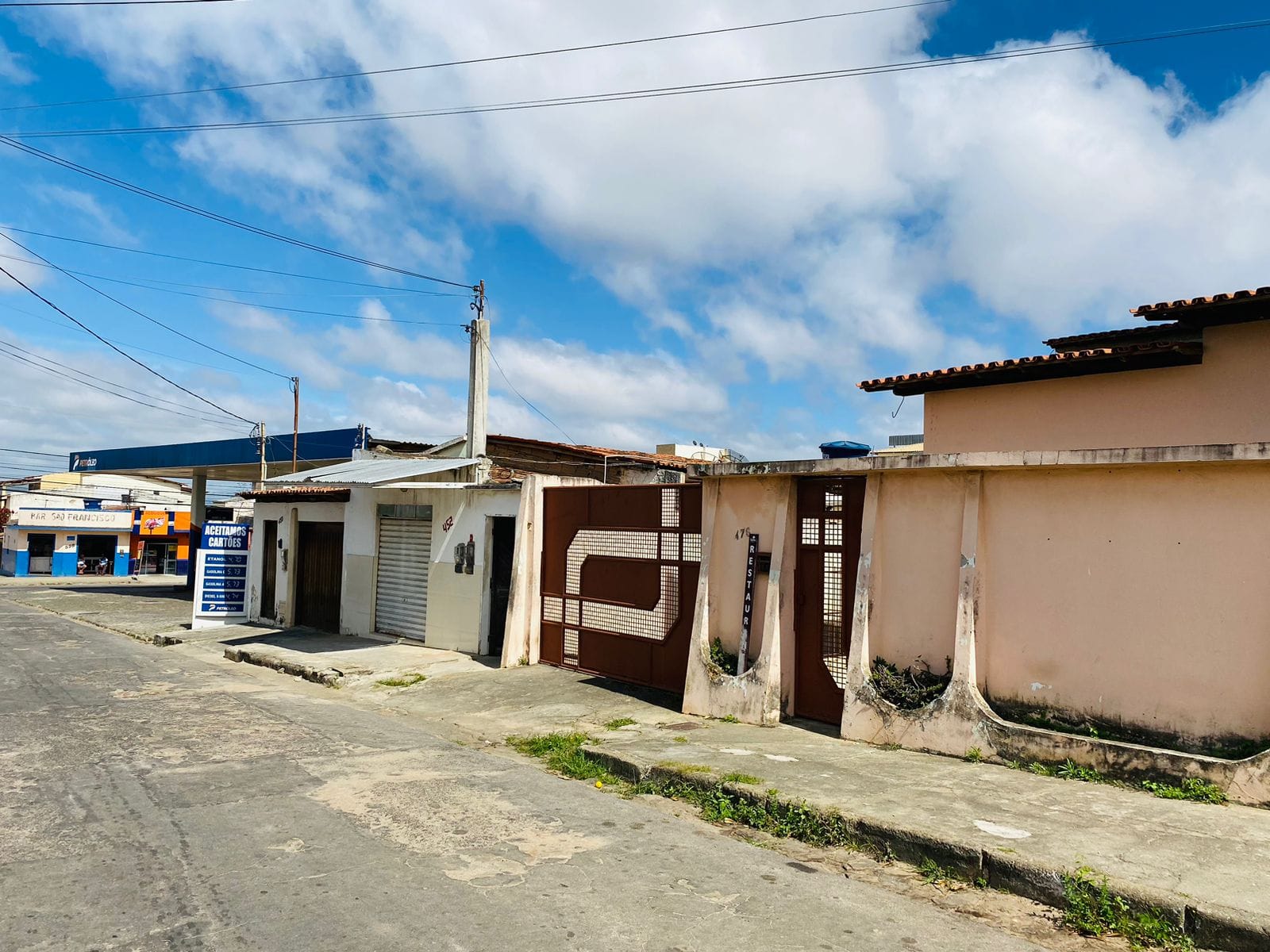 Casa à venda, com 408M² de terreno na área comercial do bairro Alto Maron, Vitória da Conquista, BA - foto 4