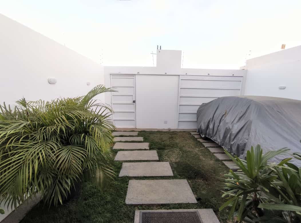 Casa acima do Candeias contendo  3  quartos  sendo 1 suíte próximo de tudo, bairro com infraestrutura, Vitória da Conquista, BA - foto 4