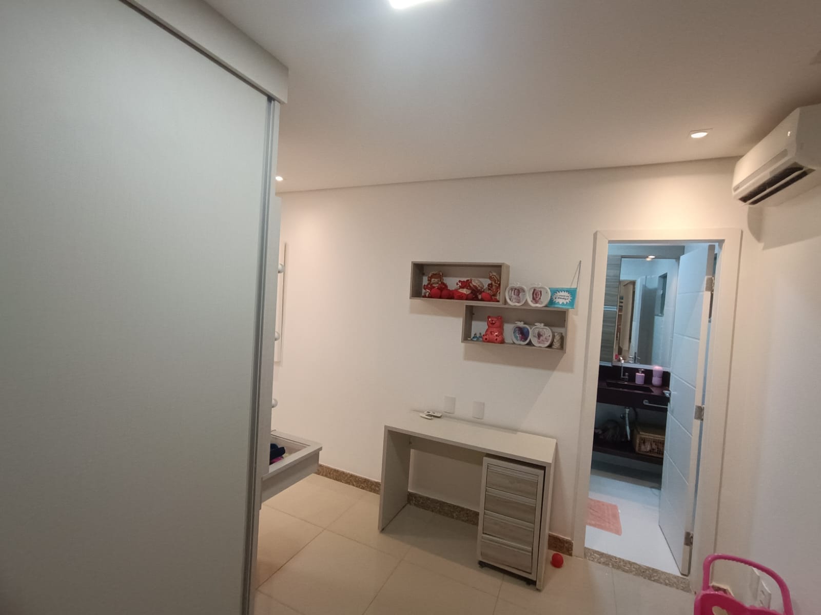 Casa com 5 quartos sendo 3 suítes, área gourmet com jacuzzi, piscina aquecida, em Bairro Boa Vista, Vitória da Conquista, BA - foto 32