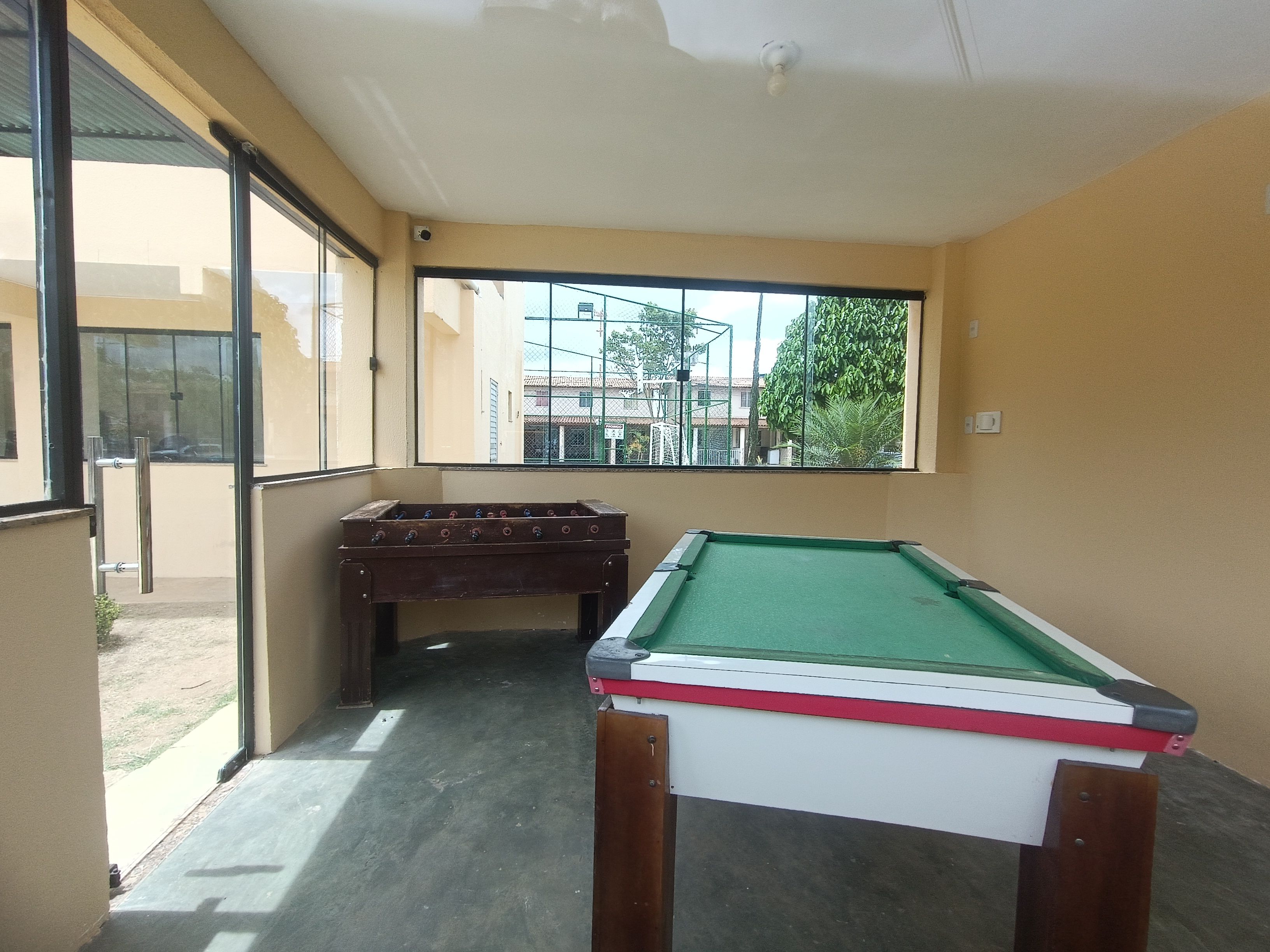 Vendo Vilage de 2 quartos com quintal, garagem coberta em ótima localização para venda na Laura Nunes no bairro Boa Vista, Vitória da Conquista, - foto 32