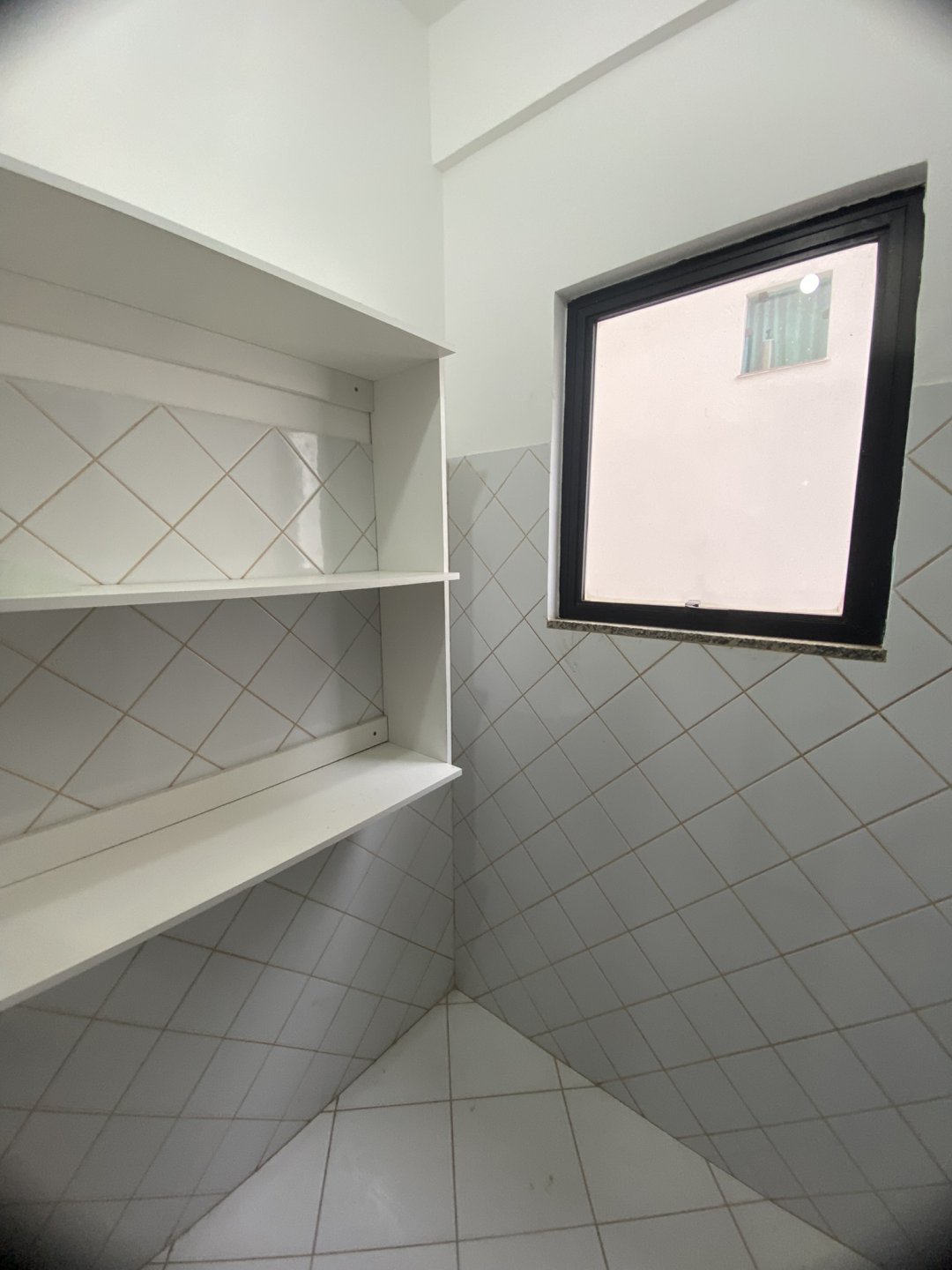 Excelente Apartamento 1º andar, 3/4 com suite, para Locação – Edifício Portal Brasil, Bairro Candeias, em Vitória da Conquista, Bahia - foto 31