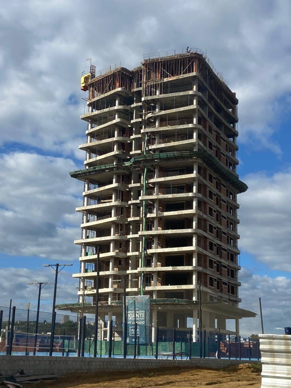 APARTAMENTO DE ALTO PADRÃO, COM 217,52m² e 4 SUÍTES, EM FRENTE AO SHOPPING BOULEVARD, NA MARAVILHOSA CIDADE DE VITÓRIA DA CONQUISTA-BA - foto 33