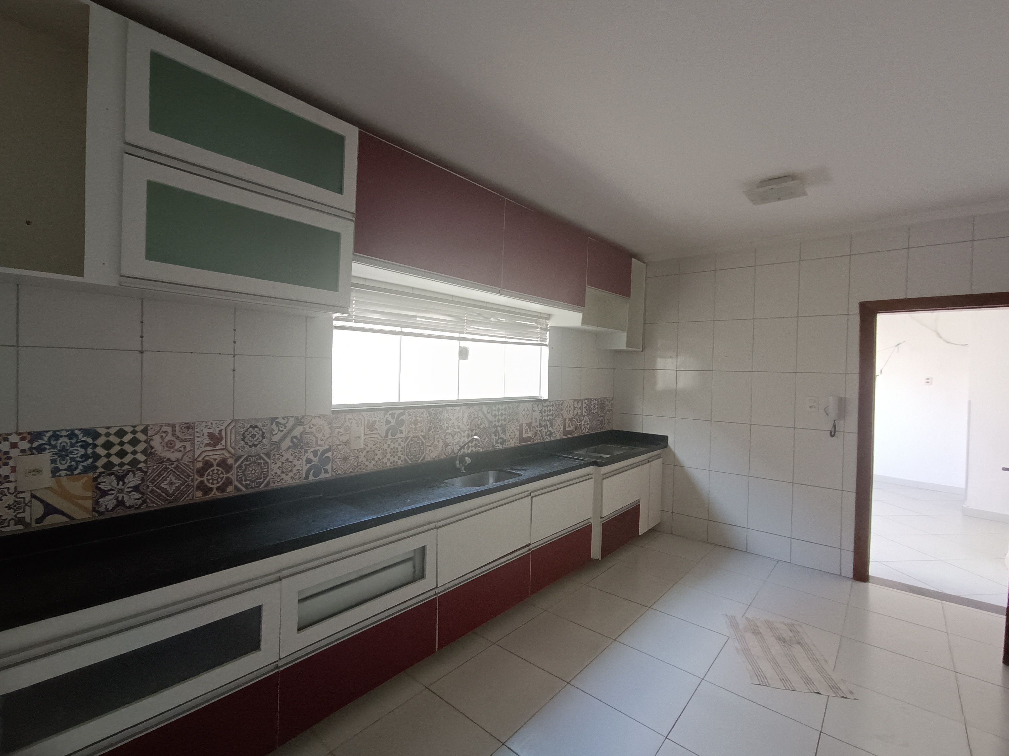 Casa com 4 suites pequeno à Venda, Candeias, Vitória da Conquista, BA - foto 33