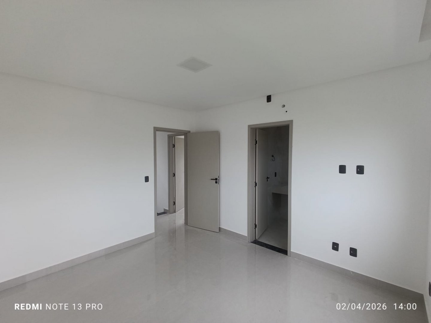 Casa duplex soltas com 3 suítes, sala com 2 ambientes, lavabo, garagem coberta para 2 carros, Alto da Boa Vista, Vitória da Conquista, BA - foto 30