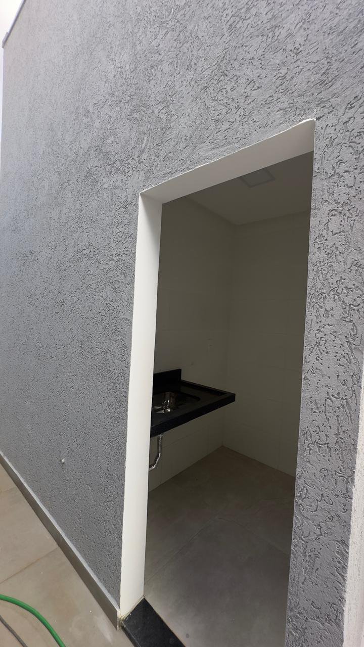 Casa nova e solta, nunca habitada com 3 suítes, sala ampla, espaço gourmet com churrasqueira no Bairro Felícia, Vitória da Conquista -BA - foto 32