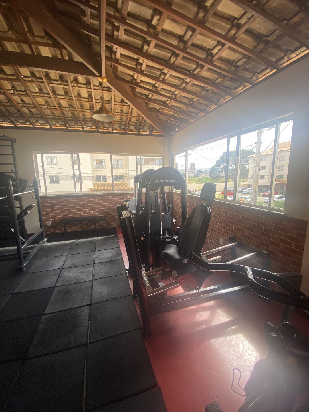 Vendo de porteira fechada, lindo apartamento mobiliado no bairro Boa Vista. - foto 32