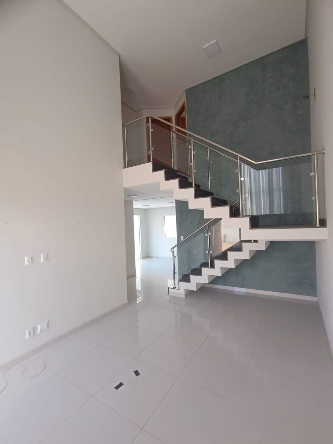 Casa duplex de 3 quartos sendo 2 suítes, piscina, espaço gourmet com churrasqueira depósito e banheiro externo à venda, Boa Vista, Vitória da Con - foto 34
