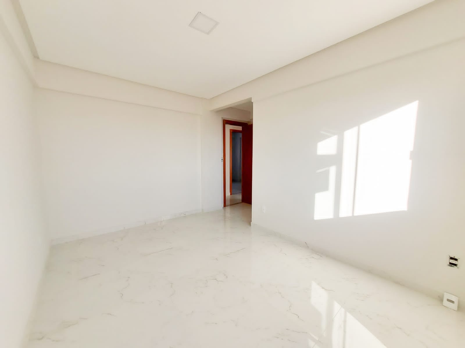 Apartamento para aluguel,  3 quartos sendo 1 suíte, excelente acabamento, com armários planejados, próximo a Fainor, Av. Brasil e Av. Luis Eduard - foto 34