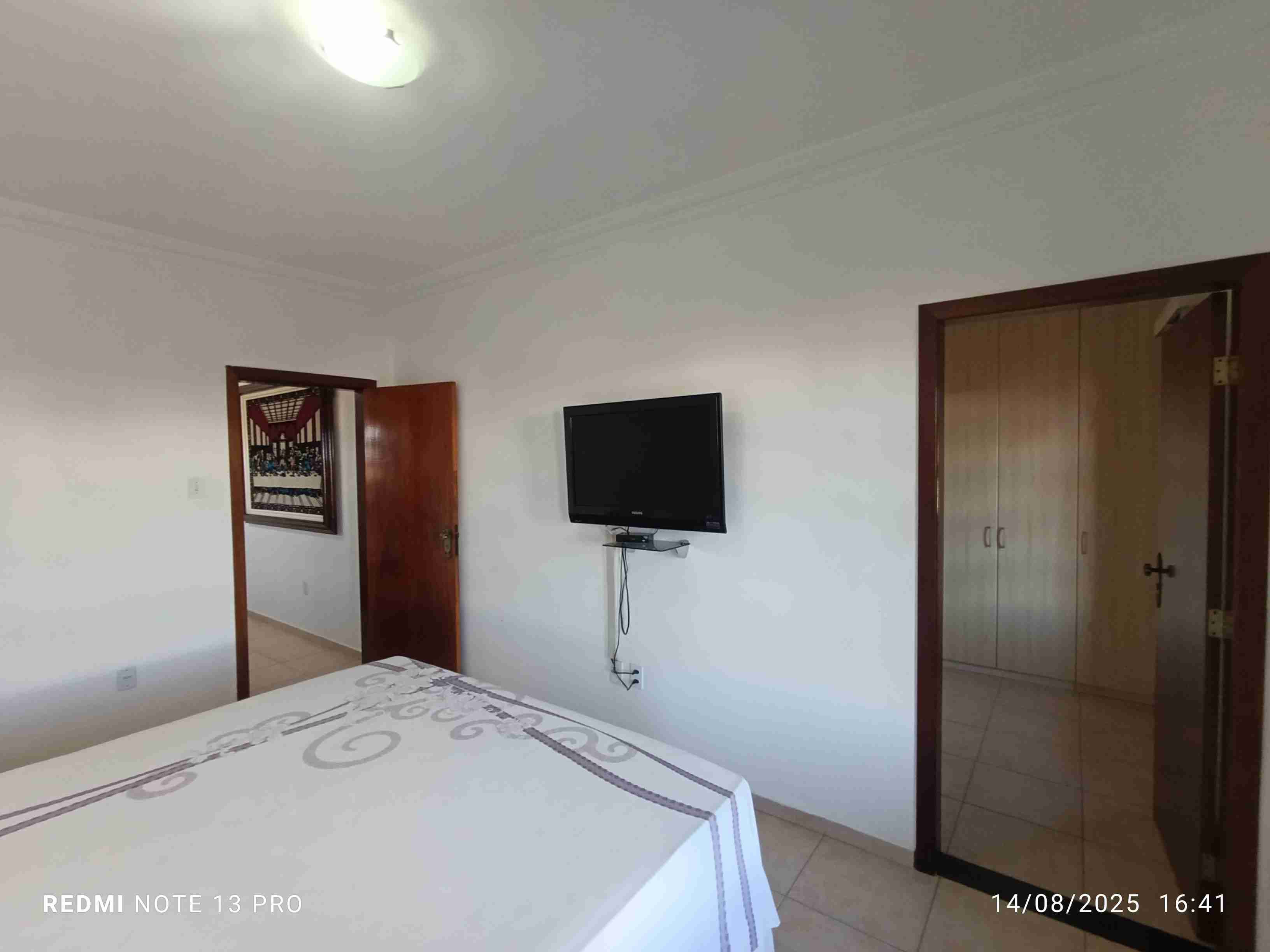 Casa com 4 quartos sendo 2 suítes, 4 salas, bastante espaço externo à venda, Ibirapuera, Vitória da Conquista, BA - foto 34