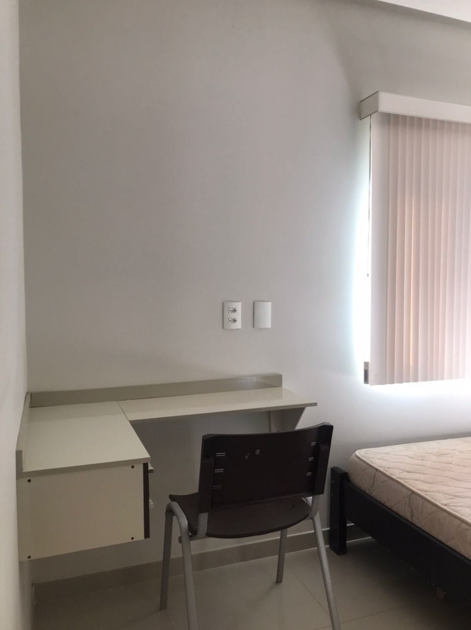 Apartamento mobiliado de 3 quartos sendo 1 suíte para venda, no 3º andar, com  sacada no Candeias  Vitória da Conquista, BA - foto 34