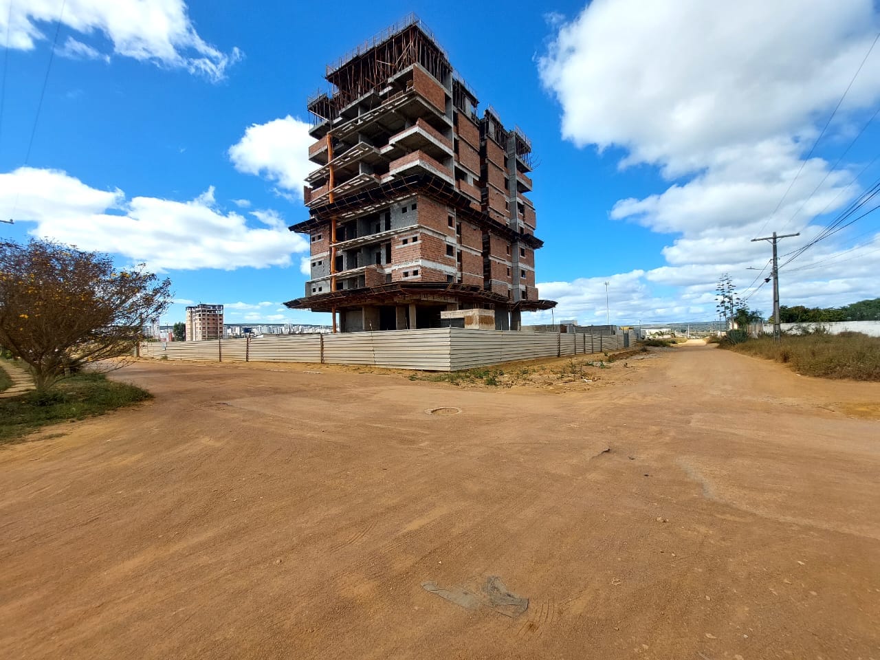 Terreno de 1.000mts de esquina no Alto da Boa Vista - foto 4