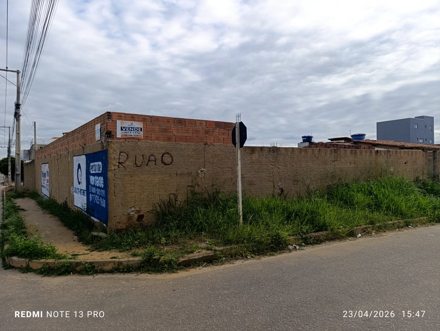 Terreno murado de esquina com 373 m² no Morada dos Pássaros III - foto 3