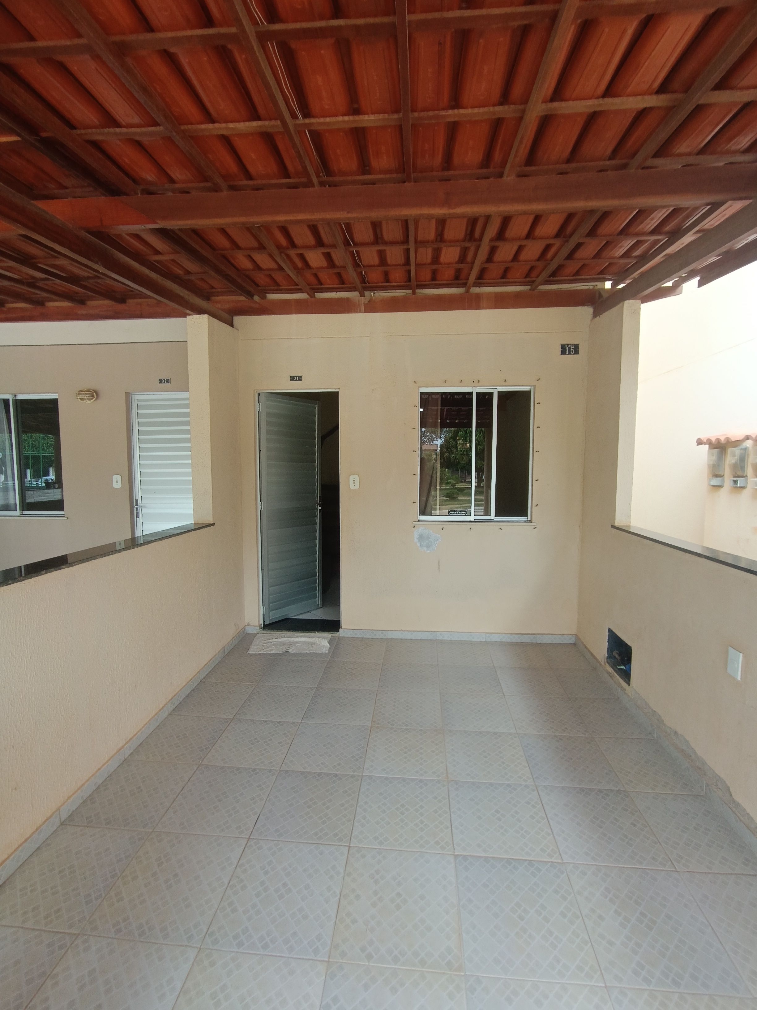 Vendo Vilage de 2 quartos com quintal, garagem coberta em ótima localização para venda na Laura Nunes no bairro Boa Vista, Vitória da Conquista, - foto 35