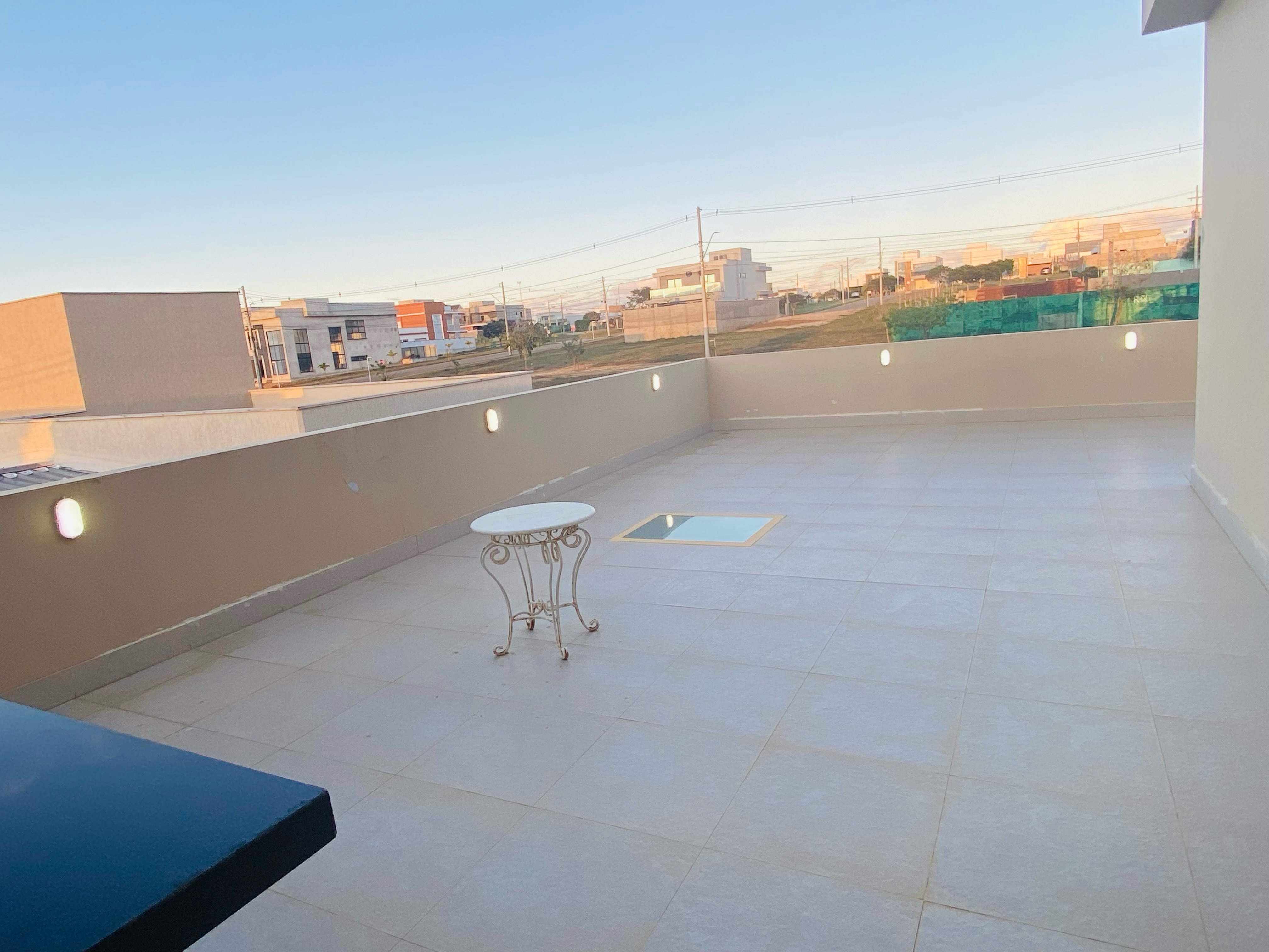 Linda Casa de 4 quartos sendo 3 suítes mais dependência completa e 4 vagas de garagem no Alphaville 1, Vitória da Conquista, BA - foto 35