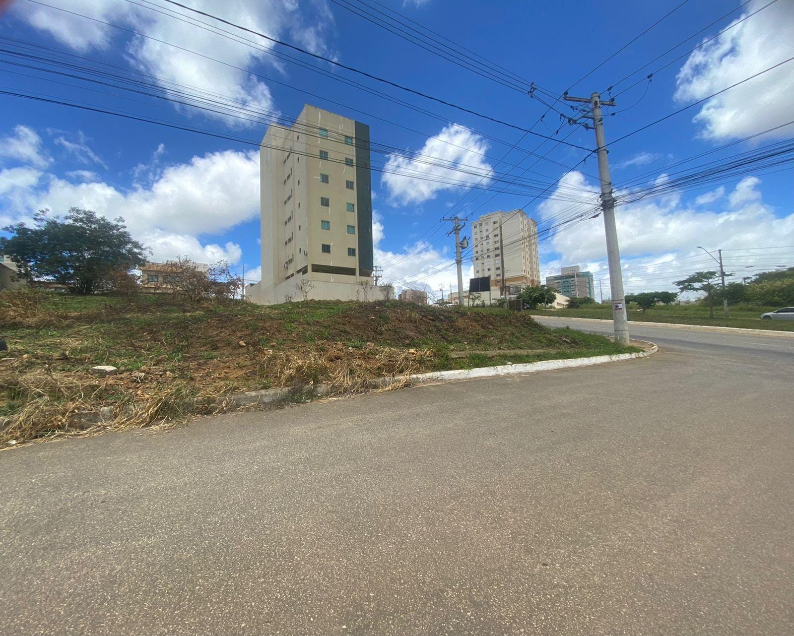 Terreno de Esquina no Bairro Candeias, Av. Luiz Eduardo, próximo a Fainor, Vitória da Conquista - Ba - foto 3