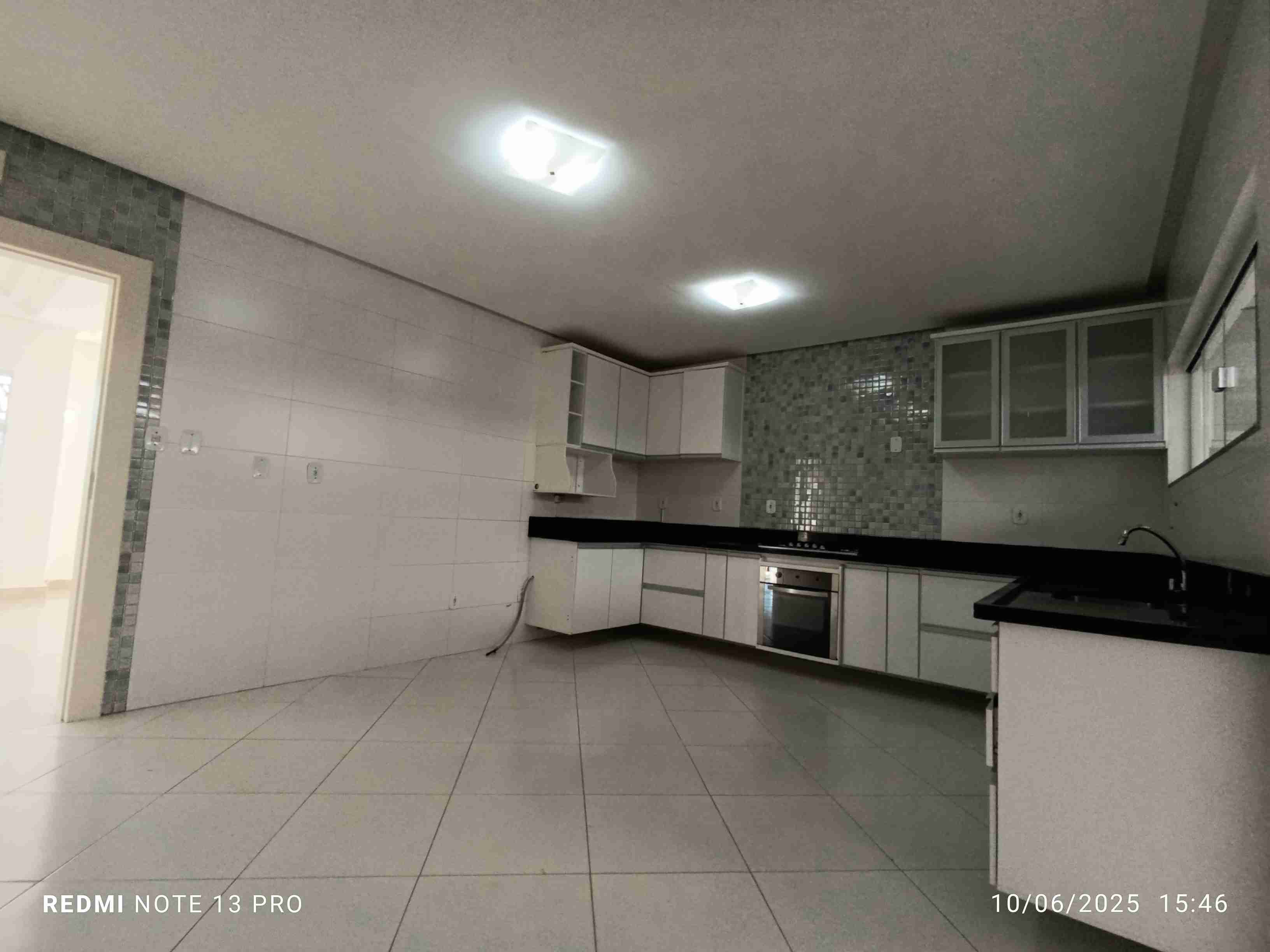 Casa com 5 quartos sendo 4 suítes + dependência completa + escritório para venda, Boa Vista, Vitória da Conquista, BA - foto 36