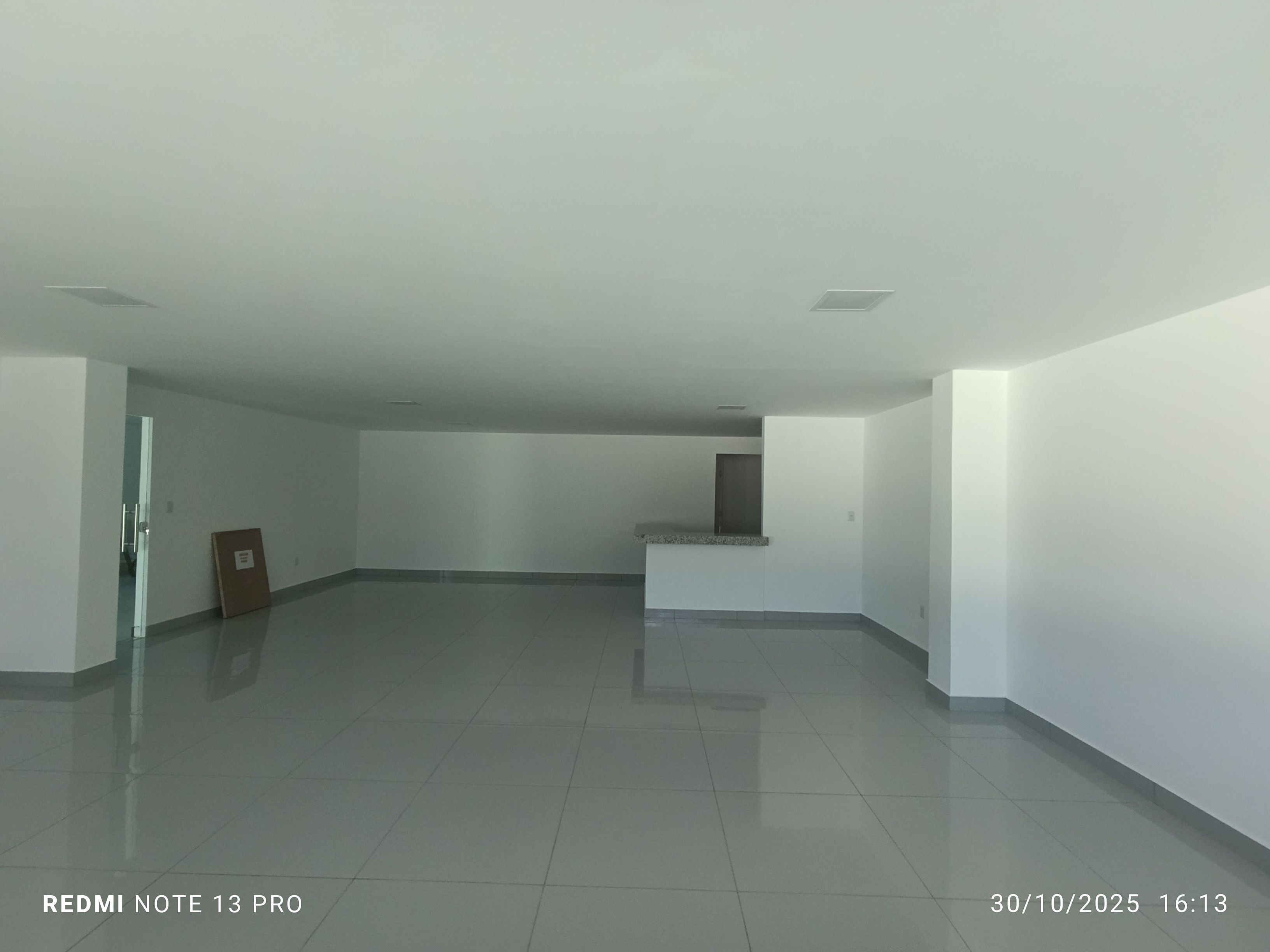 Apartamento novo de 3 quartos sendo 2 suítes, 2 vagas soltas de garagem à Venda, Boa Vista, Vitória da Conquista, BA - foto 36