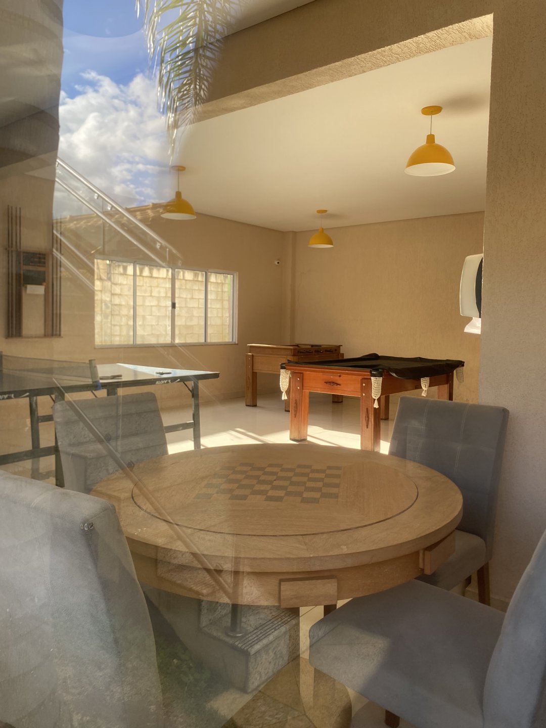 Apartamento para locação, no 1º andar, com 2/4 sendo 1 suite, Bairro Primavera, em Vitória da Conquista - Bahia - foto 35
