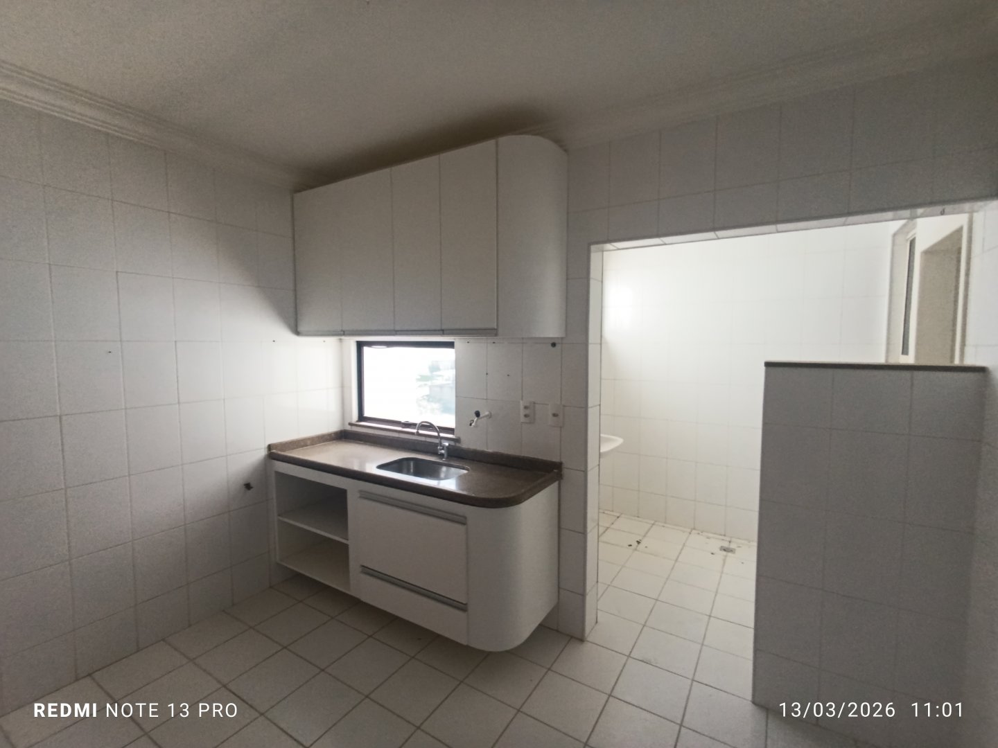 Apartamento com 3 quartos sendo 1 suíte+ dependência + 2 vagas de garagem+ depósito à venda em Candeias, Vitória da Conquista - Área de lazer com - foto 35