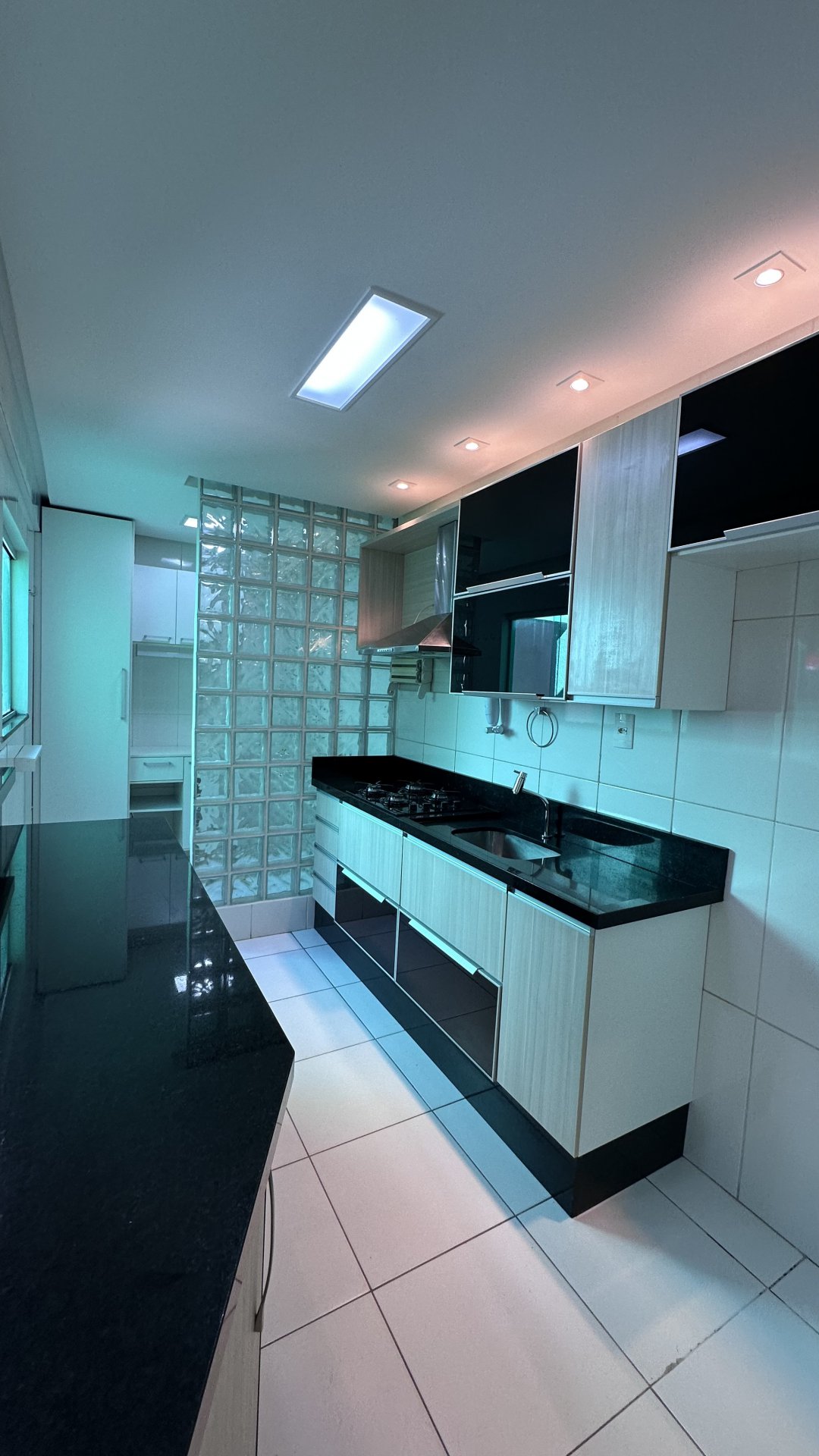 Apartamento no candeias atrás da Fainor 2 quartos sendo 1 suíte,  com planejados no apartamento todo, Candeias, Vitória da Conquista BA - foto 3