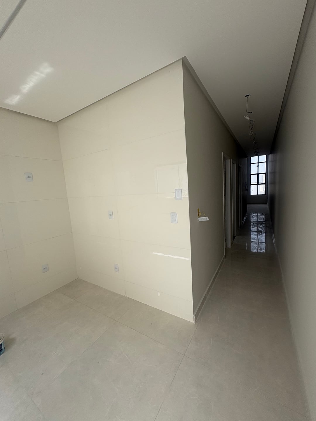 Casa à Venda com 3 dormitórios no bairro Felícia em Vitória da Conquista - foto 3