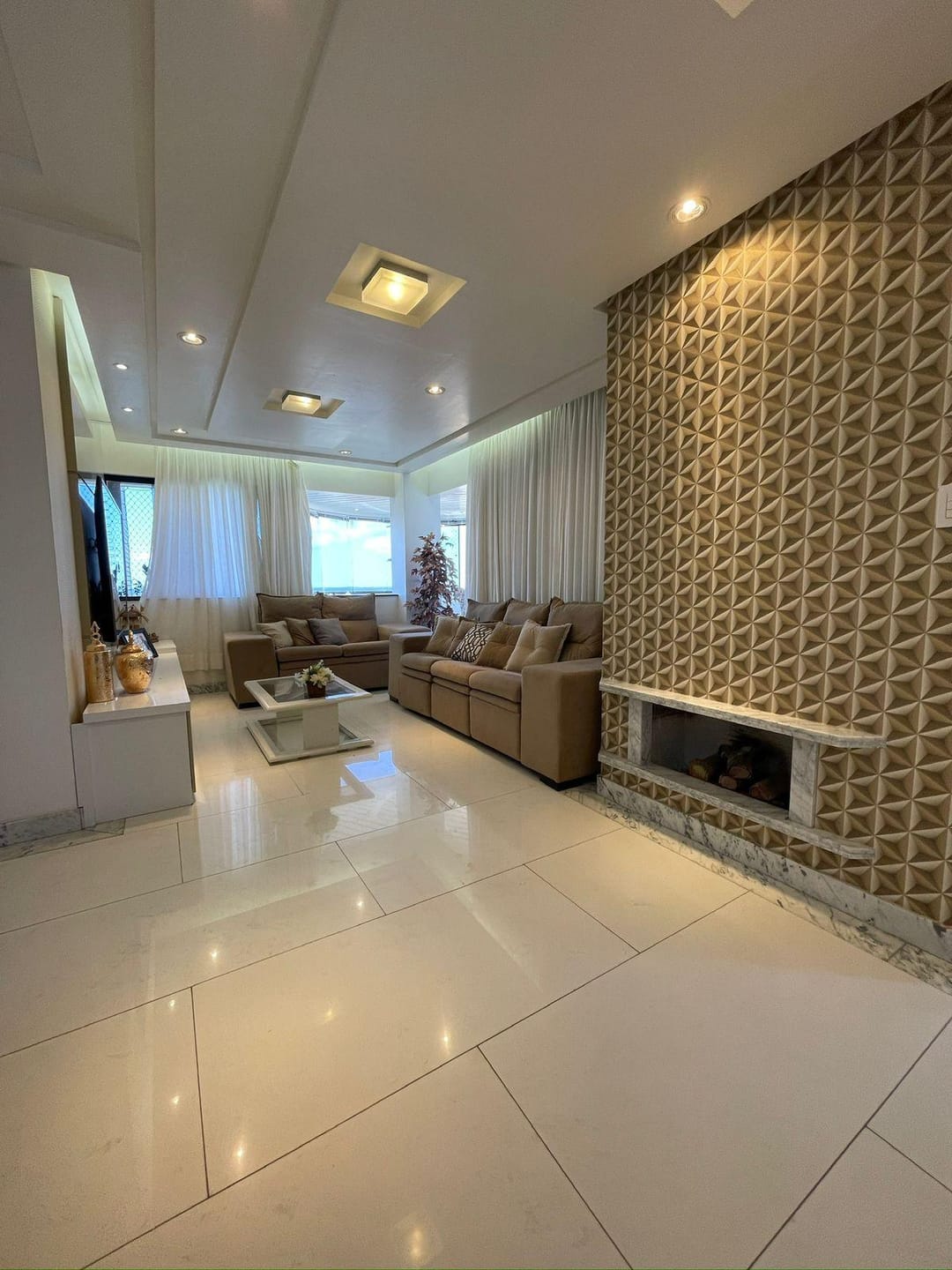 Excelente Apartamento  de 4 quartos sendo 3 suítes + dependência à venda, Candeias, Vitória da Conquista, BA - foto 4