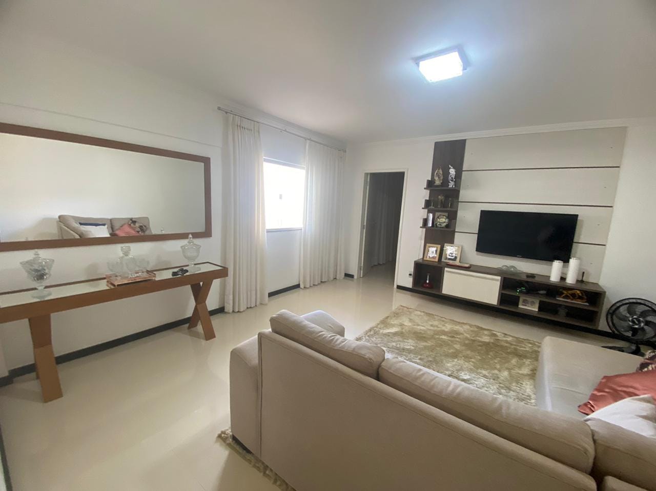 Apartamento térreo à venda, com 4 quartos sendo 2 suítes, com excelente acabamento, garagem para 4 carros, no bairro Candeias em  Vitória da Conq - foto 37