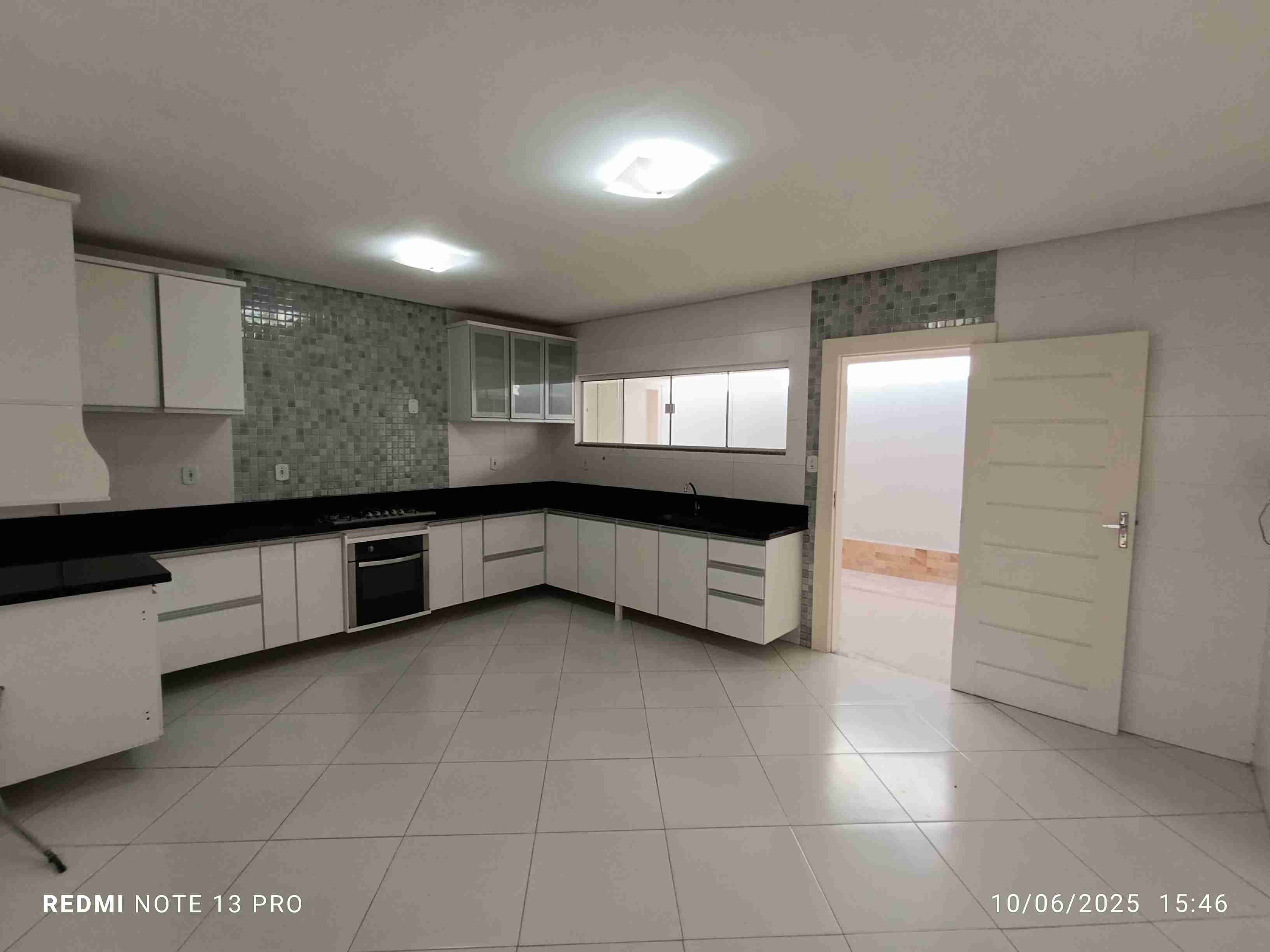 Casa com 5 quartos sendo 4 suítes + dependência completa + escritório para venda, Boa Vista, Vitória da Conquista, BA - foto 37