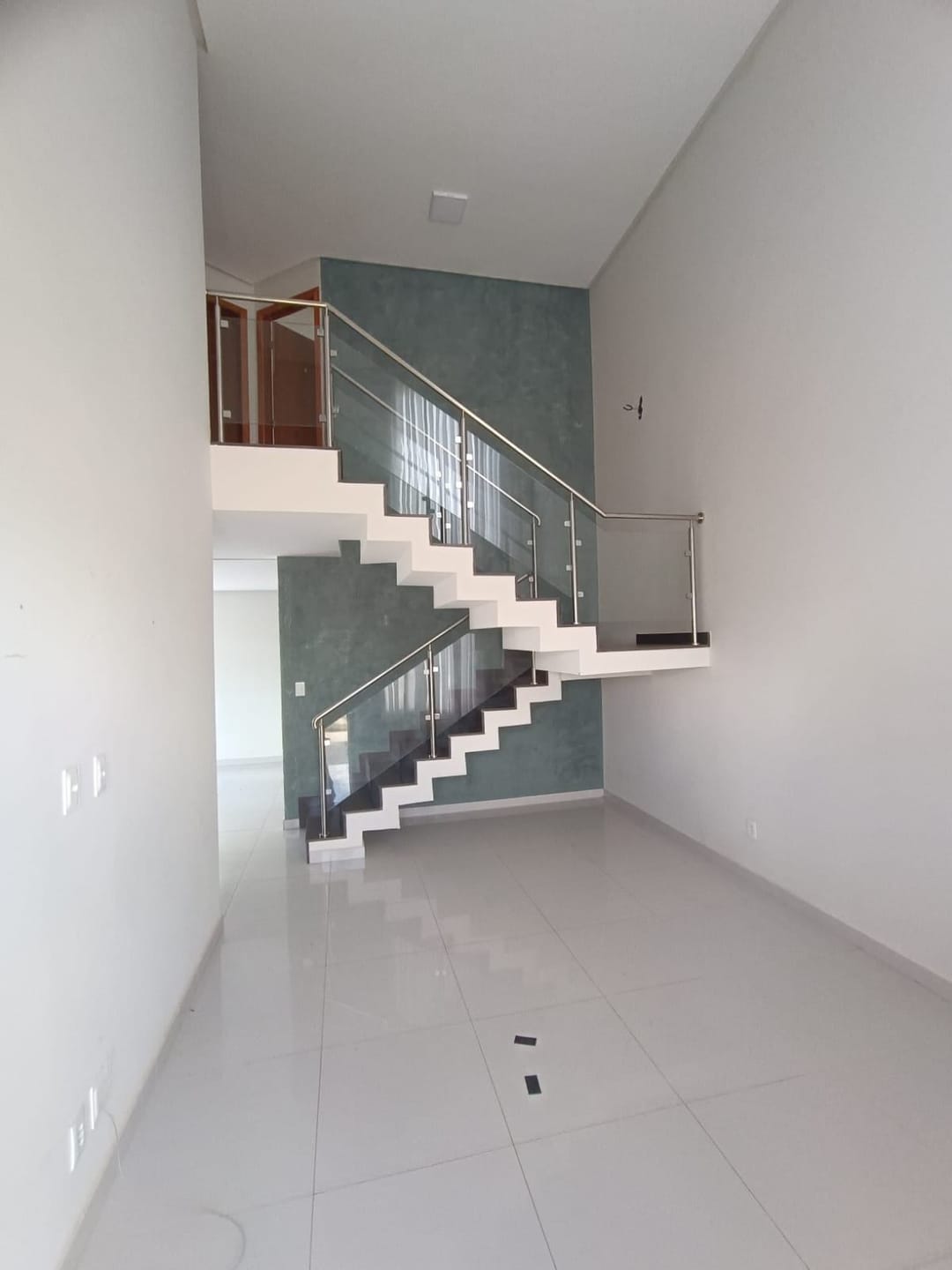Casa duplex de 3 quartos sendo 2 suítes, piscina, espaço gourmet com churrasqueira depósito e banheiro externo à venda, Boa Vista, Vitória da Con - foto 37