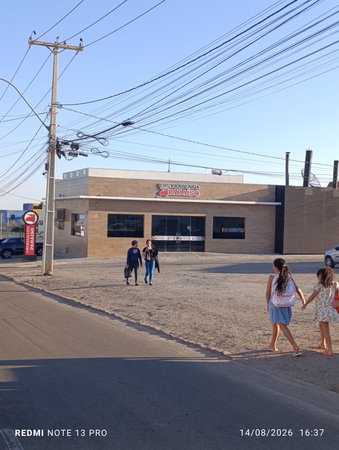 Casa com área comercial na Av. Itabuna próximo à Av. Pará, B. Ibirapuera, Vitória da Conquista Ba - foto 3