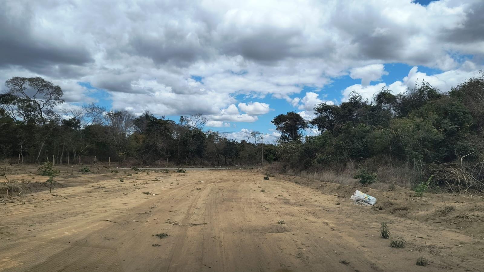 VENDO OU TROCO - Terreno de 360mts no Candeias - Lot. Alto da Universidade - foto 4