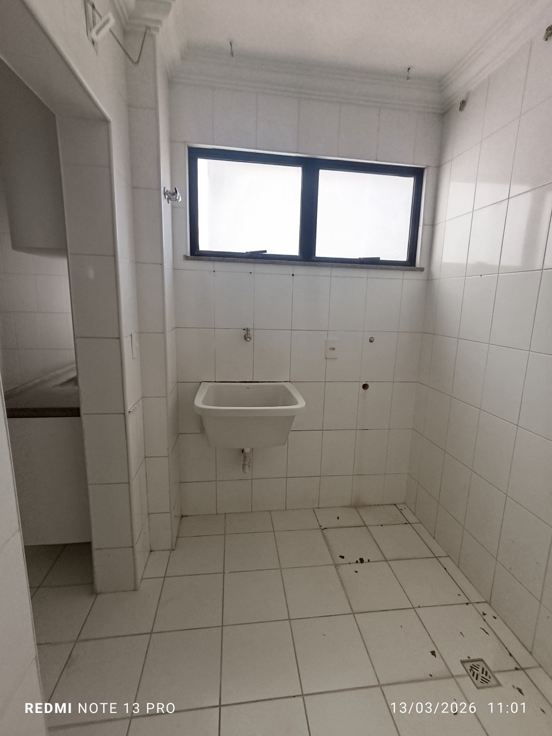 Apartamento com 3 quartos sendo 1 suíte+ dependência + 2 vagas de garagem+ depósito à venda em Candeias, Vitória da Conquista - Área de lazer com - foto 38
