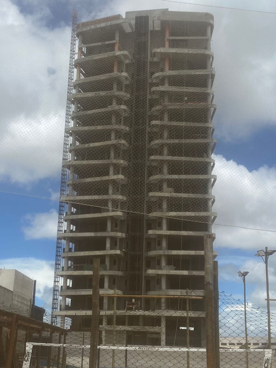 APARTAMENTO DE ALTO PADRÃO, COM 217,52m² e 4 SUÍTES, EM FRENTE AO SHOPPING BOULEVARD, NA MARAVILHOSA CIDADE DE VITÓRIA DA CONQUISTA-BA - foto 39