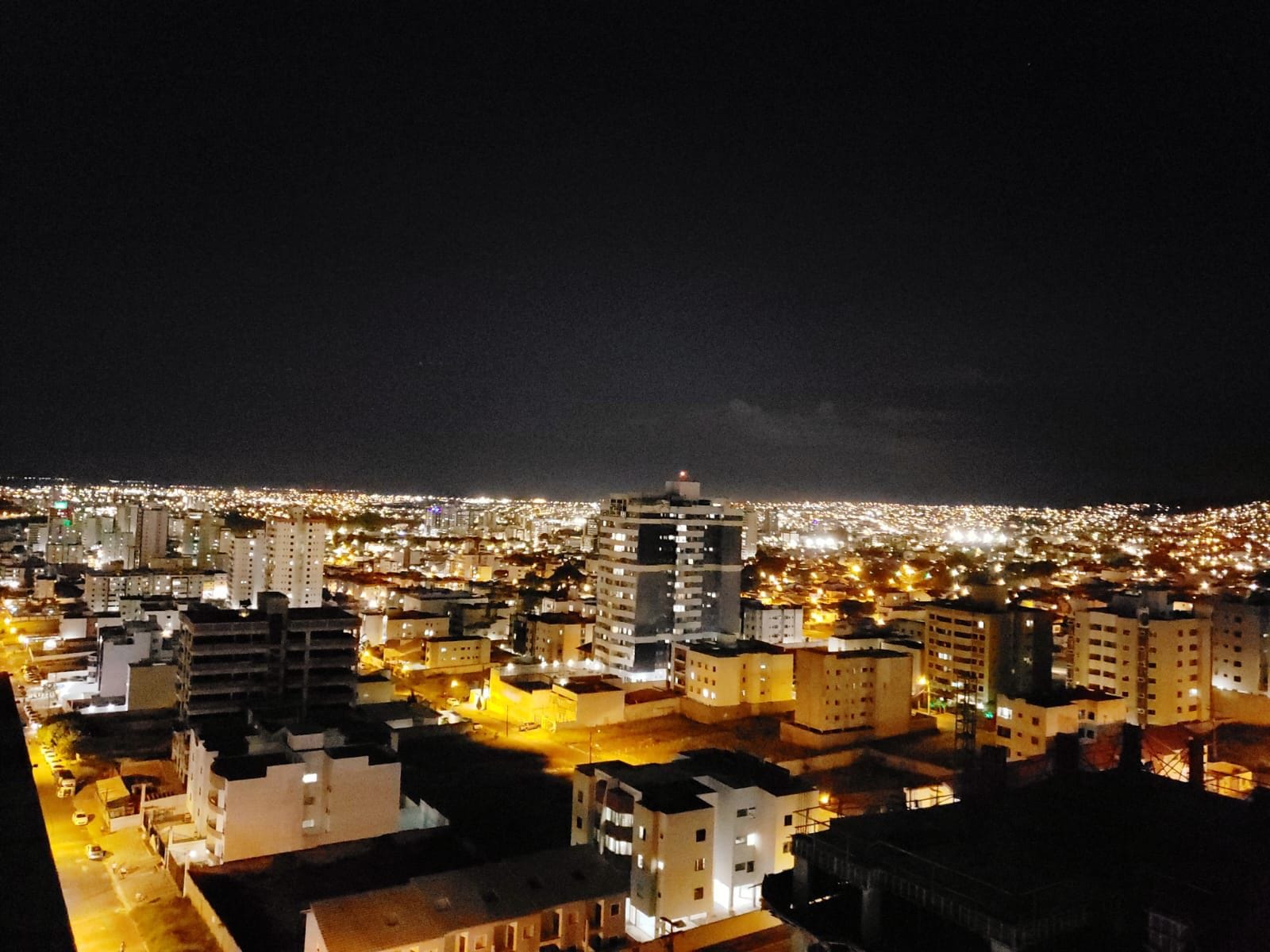 Apto de 3 quartos com suite e 2 semi suítes, dependência completa, 3 VAGAS COBERTAS , lazer completo com piscina aquecida, Candeias - Vitória da - foto 39