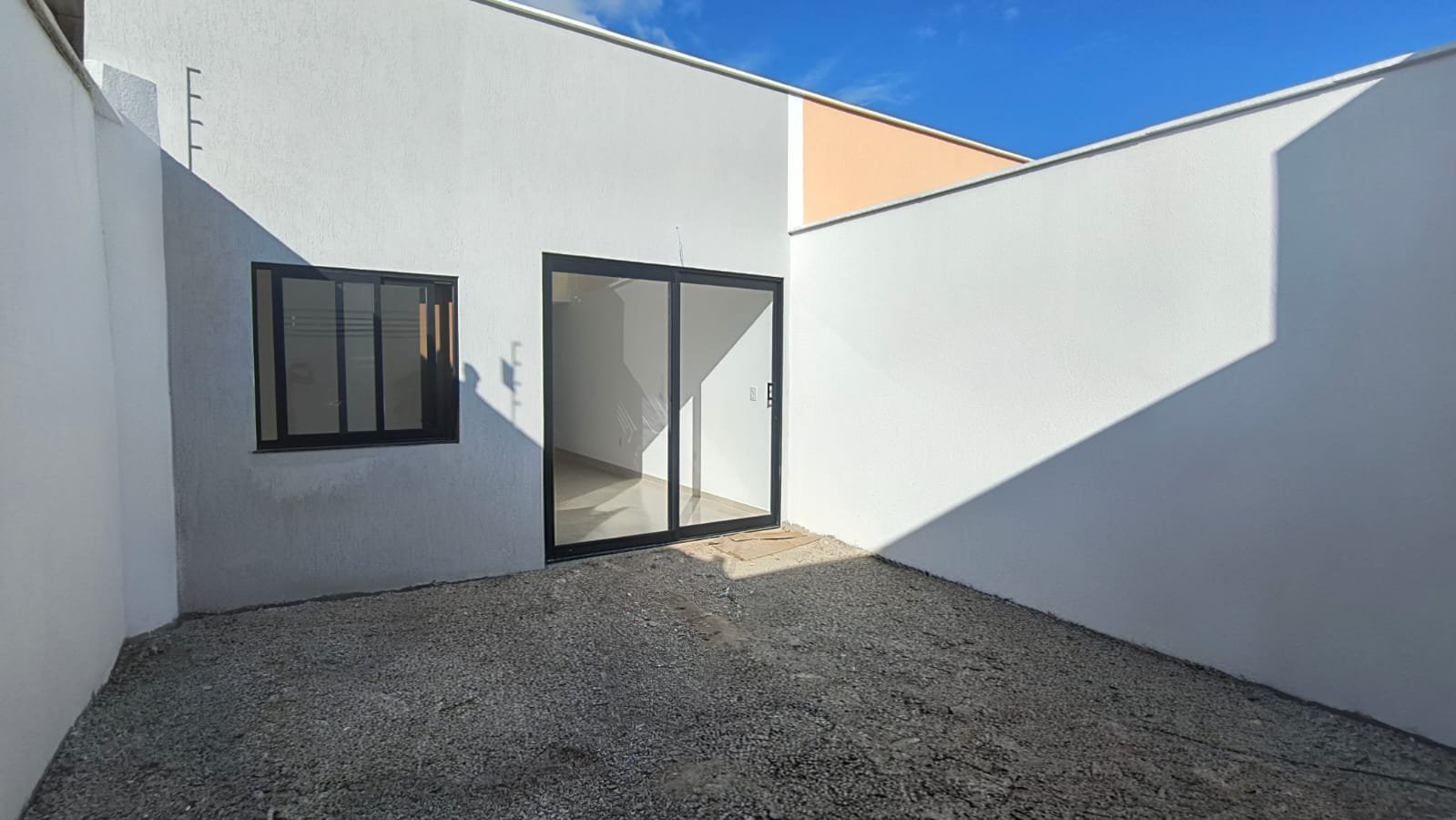 Casa 3 quartos sendo uma suíte, garagem para 2 carros à Venda no Bairro Boa Vista, Vitória da Conquista - foto 3