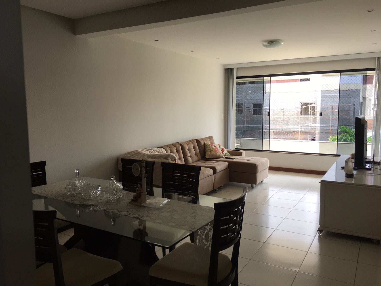 Vendo amplo apartamento de 3 quartos com 2 suítes, 3 vagas de garagem, 136M², área de lazer completa com piscina aquecida, próximo a Fainor no Ca - foto 4