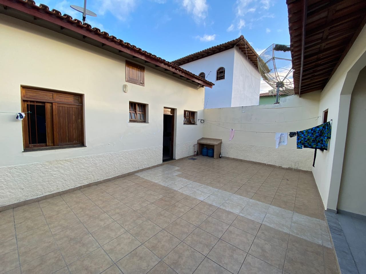Ótima Casa à venda, 4 quartos sendo 2 suítes, 3 vagas de garagem, Recreio, Vitória da Conquista, BA - foto 4
