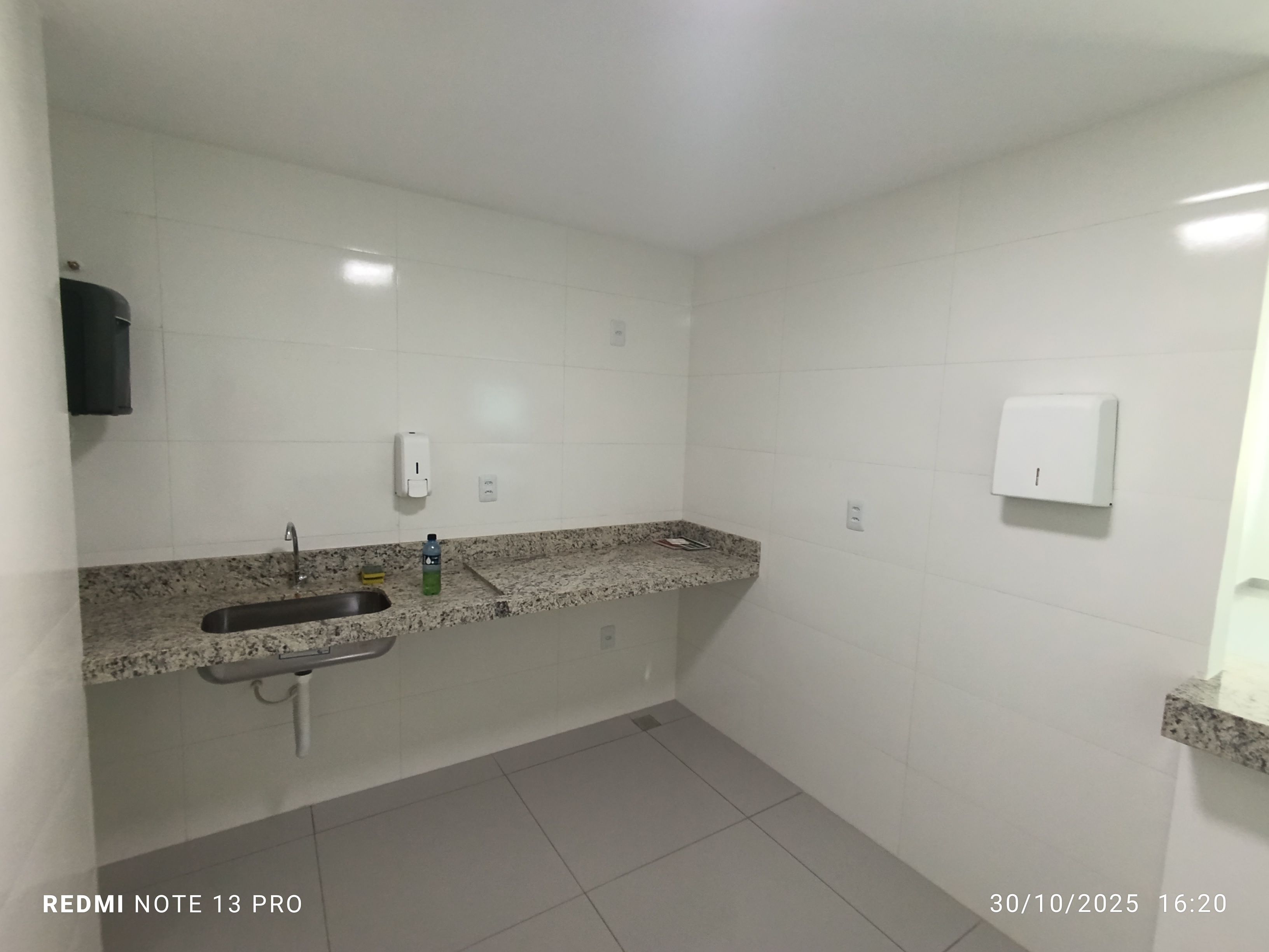 Apartamento novo de 3 quartos sendo 2 suítes, 2 vagas soltas de garagem à Venda, Boa Vista, Vitória da Conquista, BA - foto 40