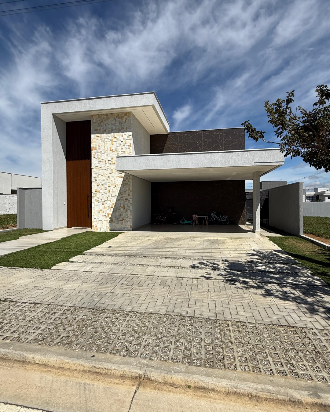 Casa com Piscina, Alto Padrão à venda no Alphaville 1 - foto 3