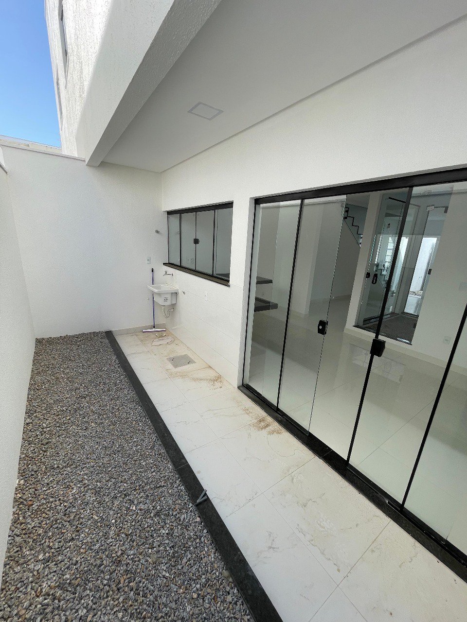 Imóvel novo: Casa duplex com 3 quartos sendo 1 suíte em Vitória da Conquista, Felícia - Venda - foto 40