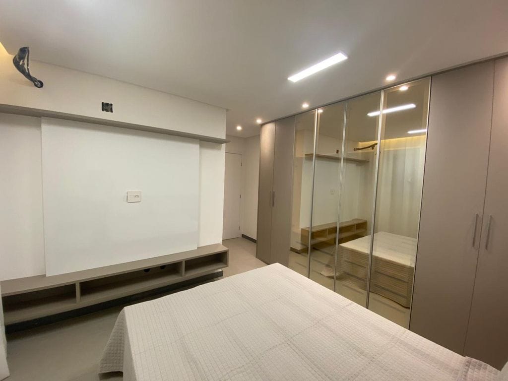 Apartamento 3 quartos sendo 2 suítes melhor custo x benefício da região do Candeias em ótima localização perto de tudo lazer completo 2 vagas de - foto 5