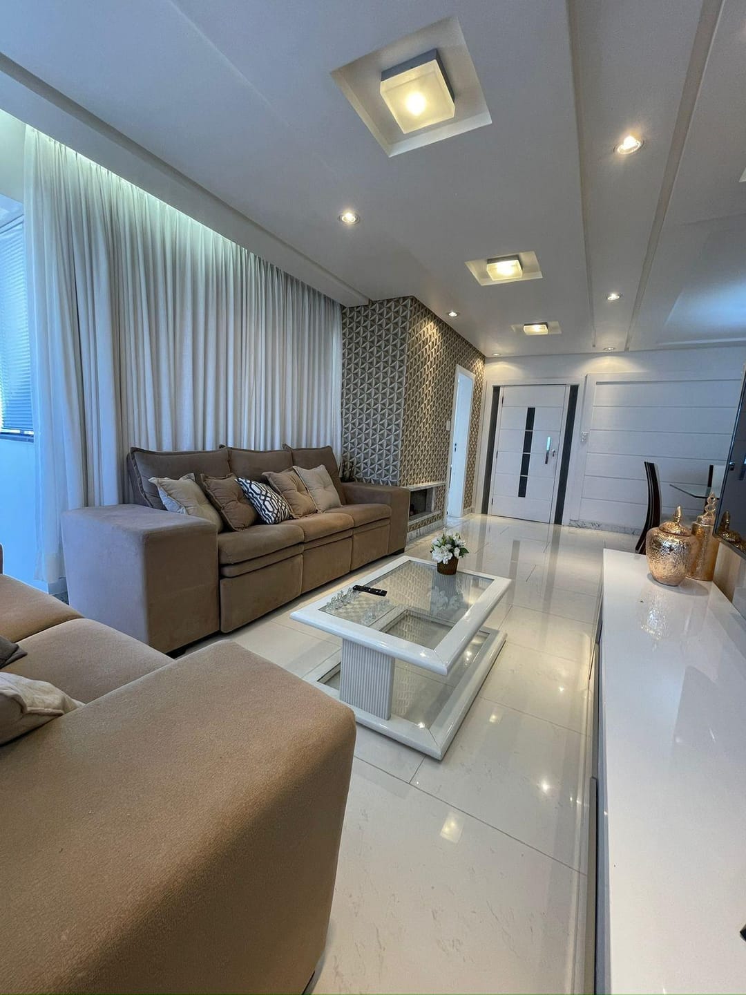 Excelente Apartamento  de 4 quartos sendo 3 suítes + dependência à venda, Candeias, Vitória da Conquista, BA - foto 5