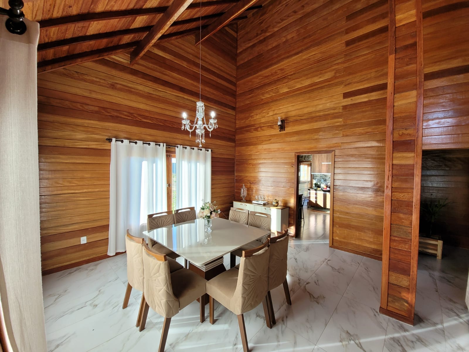 Oportunidade! Casa de 3 quartos sendo 2 suítes  sendo a master com closet, casa com 250m2 de área construída e terreno de 620 m²  no Haras Reside - foto 4