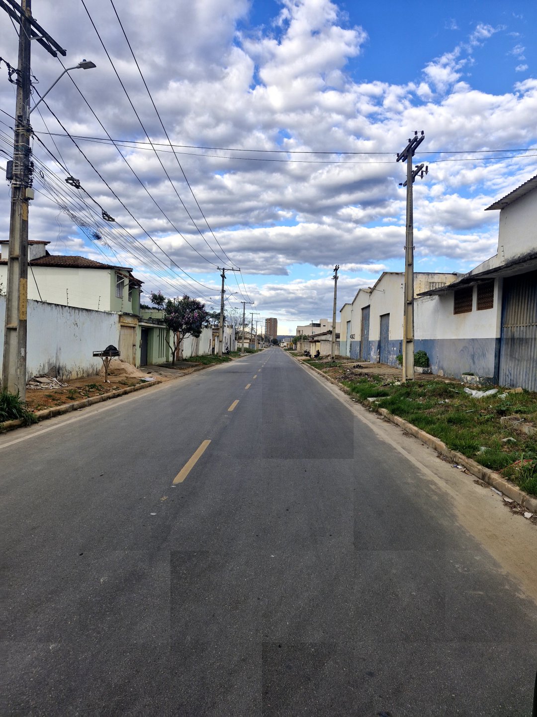Terreno de 432m² à 100 metros da Juracy Magalhães e Próximo a J. Bruno Mat. Construção, Felícia, Vitória Da Conquista - BA - foto 4
