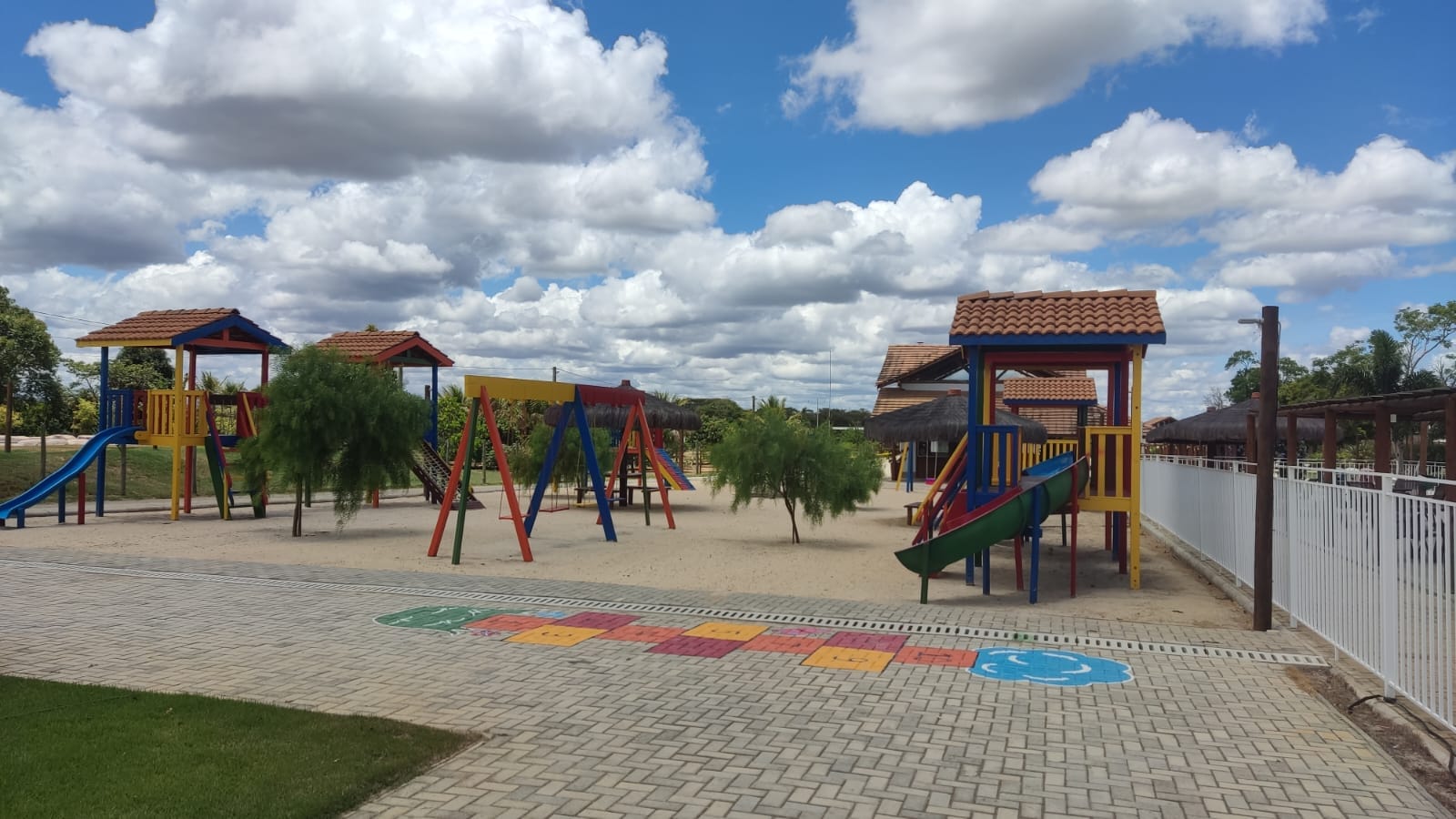 Oportunidade - Terreno de 800Mts no Haras Camping Club - foto 4